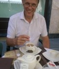 Встретьте Мужчинa : Jean francois, 63 лет до Швейцария  vevey